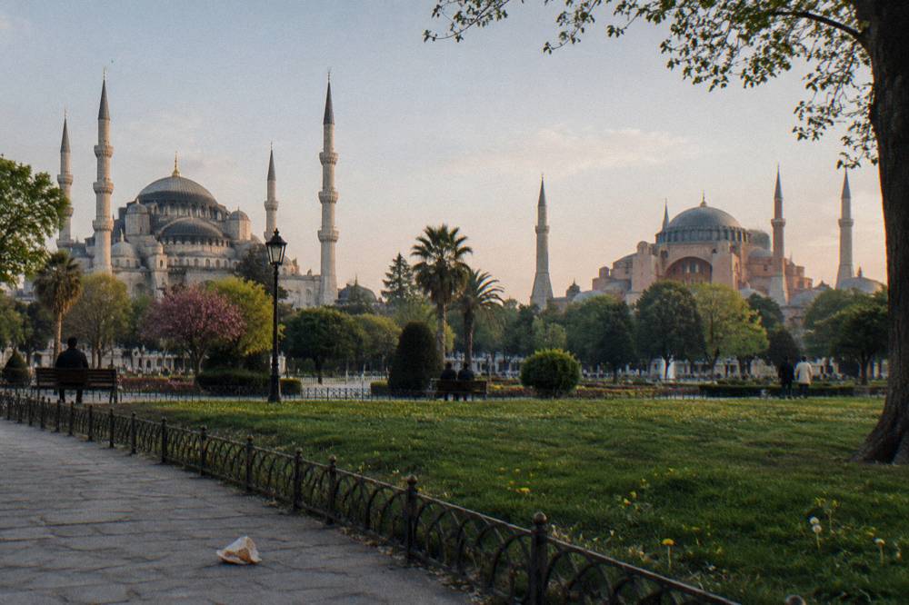 Sultanahmet park with the Blue Mosque and Hagia Sophia facing each other across the green space